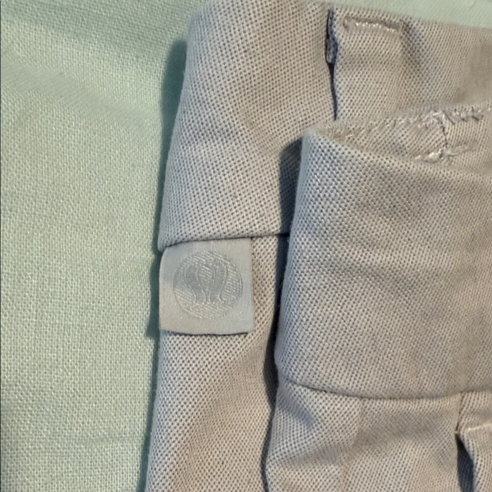 Lululemon Athletica Beige Men's Flat Front Shorts - Picture 2 of 6